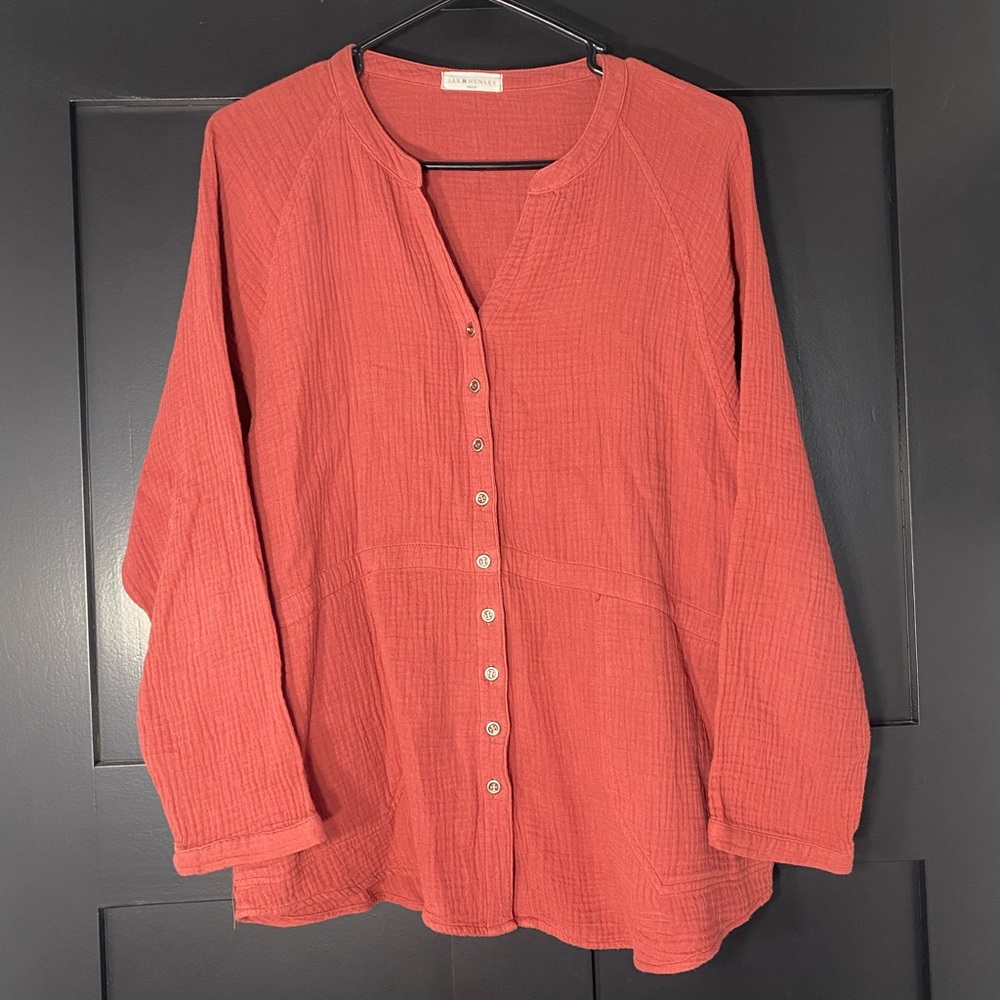 4/$16 Jax & Henley Top